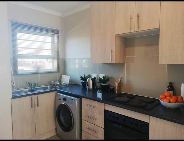 2 BEDROOM TOWNHOUSE RENTED IN WESTERING